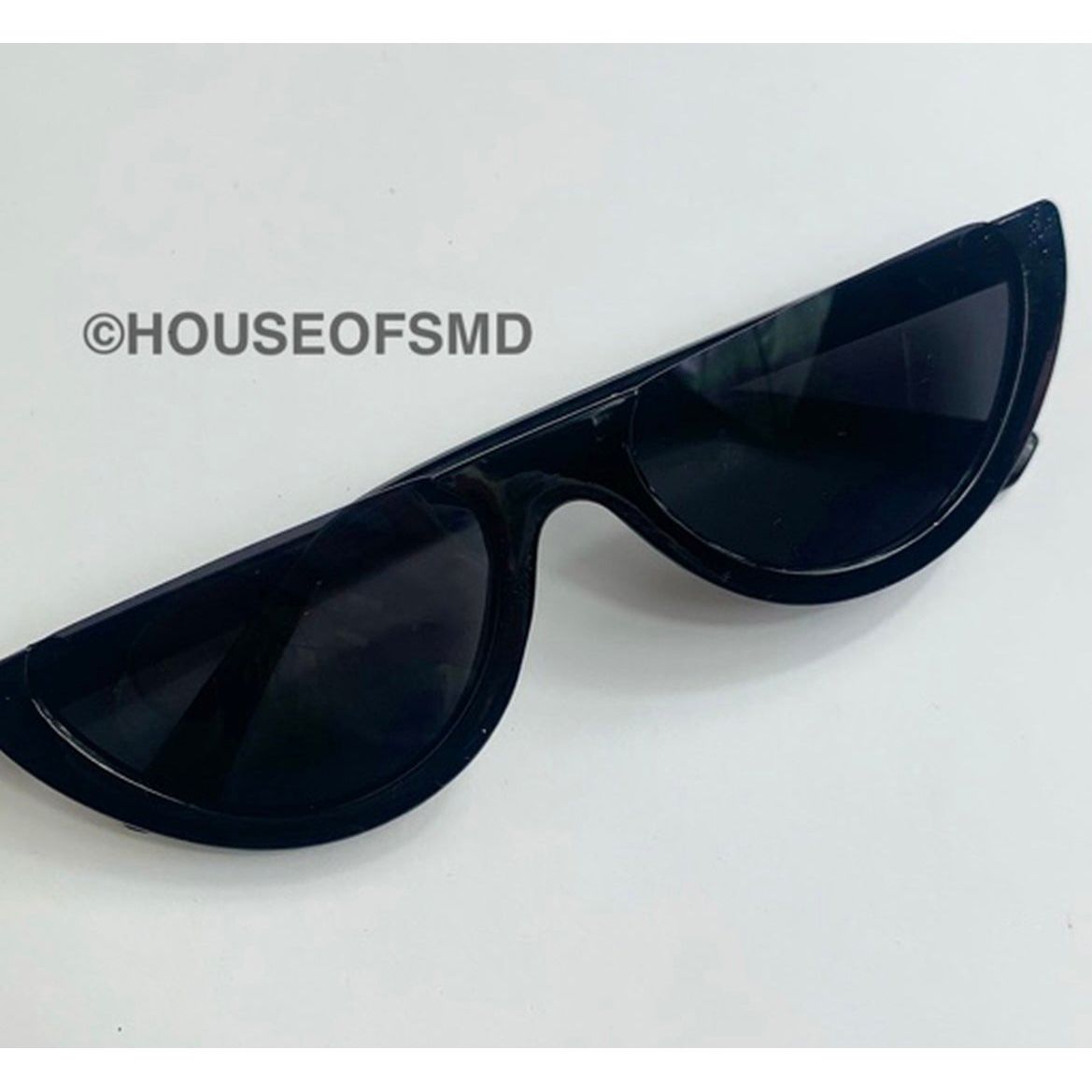 CAT EYE SUNGLASSES