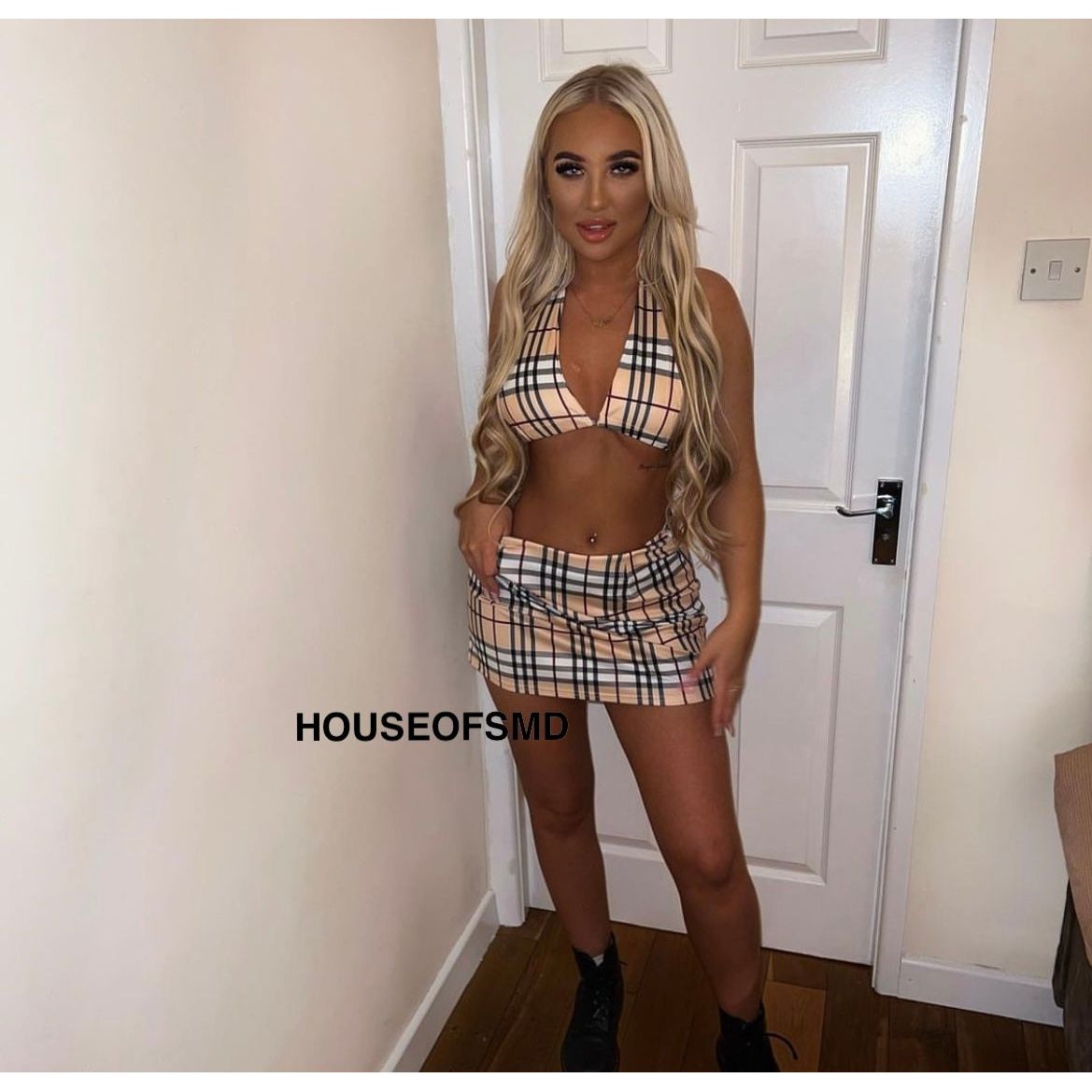 Three piece checkered set