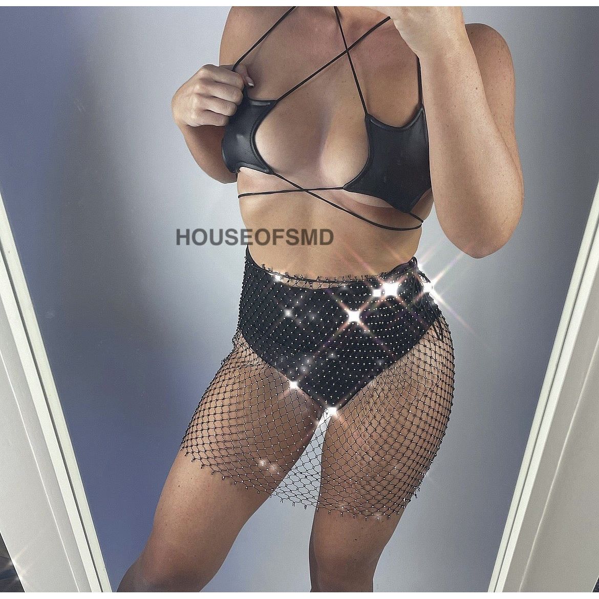 DIAMANTÉ FISHNET SKIRT- BLACK