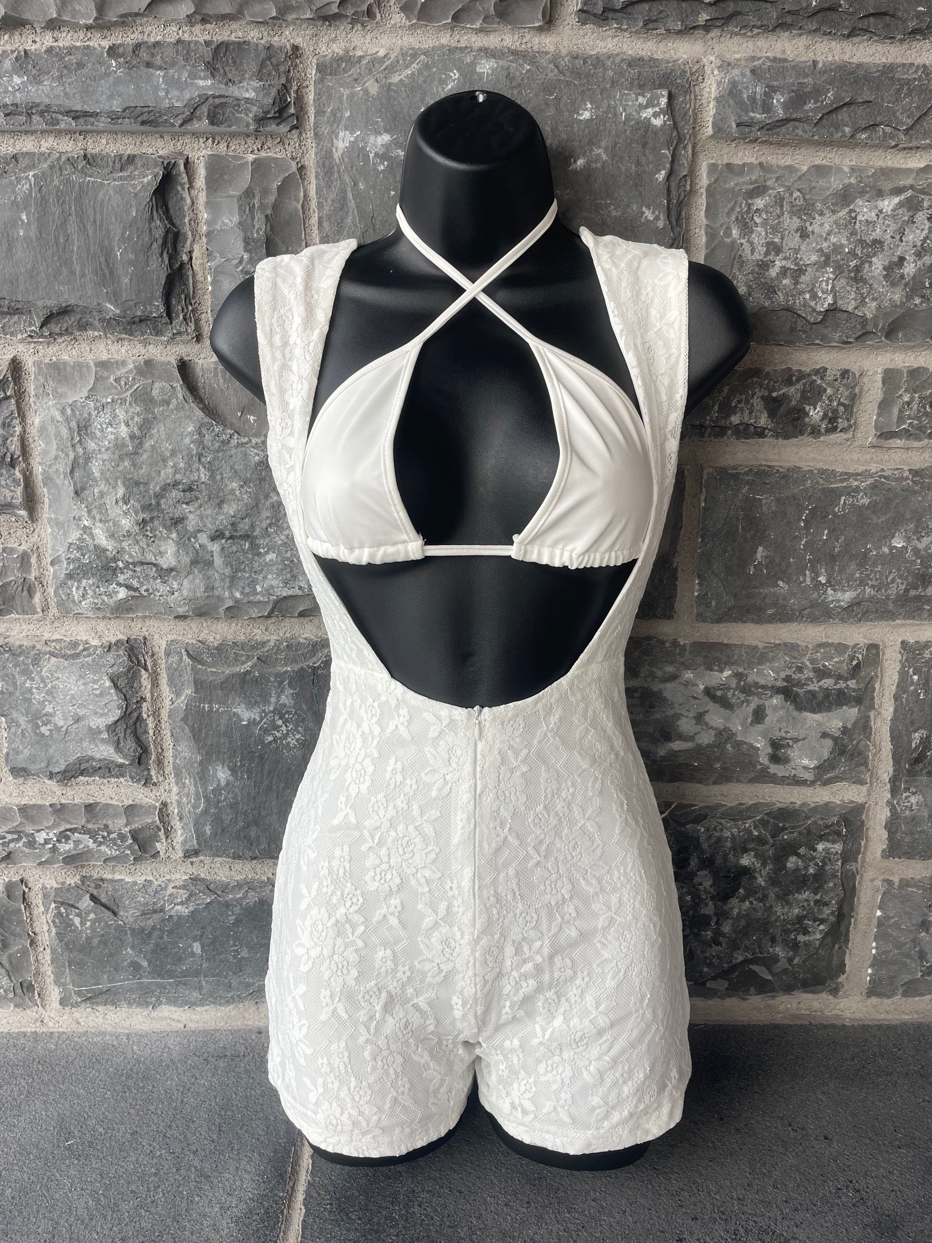 WHITE LACE PLAYSUIT, IBIZA OUTFIT, RAVE/ FESTIVAL