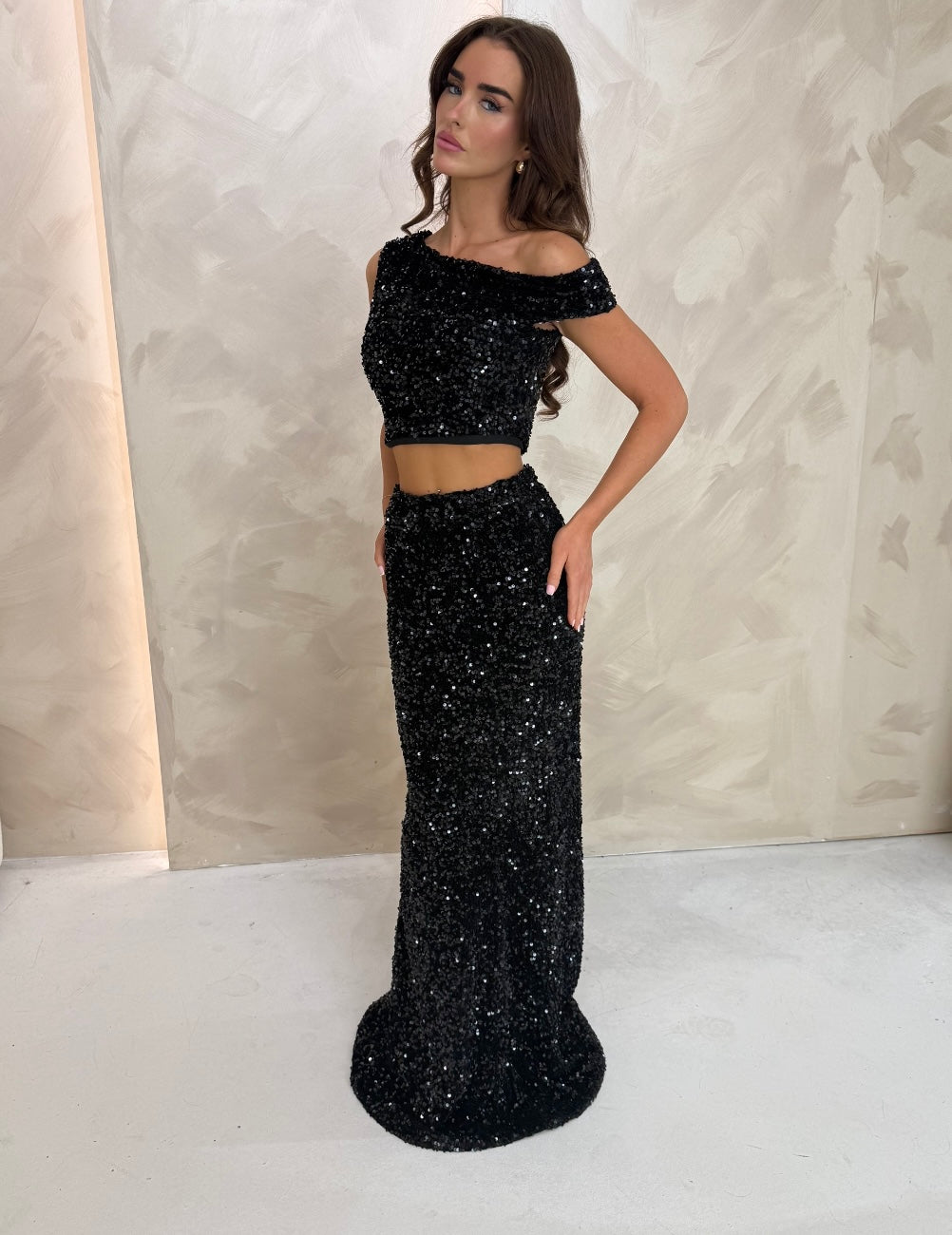 DUBAI TWO PIECE, BLACK SEQUIN CO ORD, SEQUIN MAXI SKIRT, RHINESTONE
