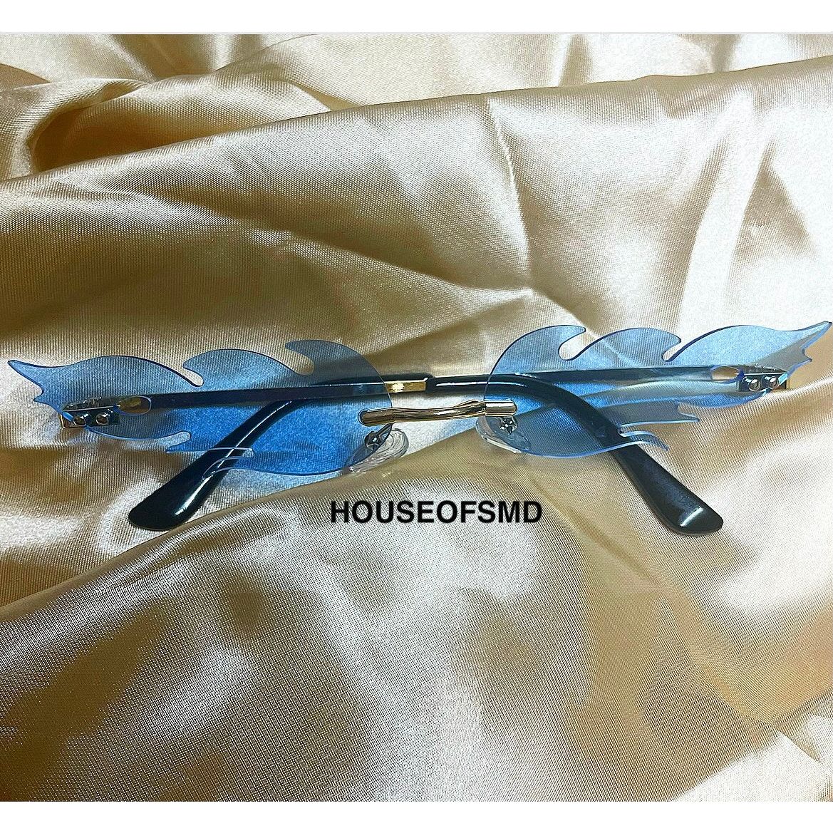 BLUE FLAME PRINT SUNGLASSES