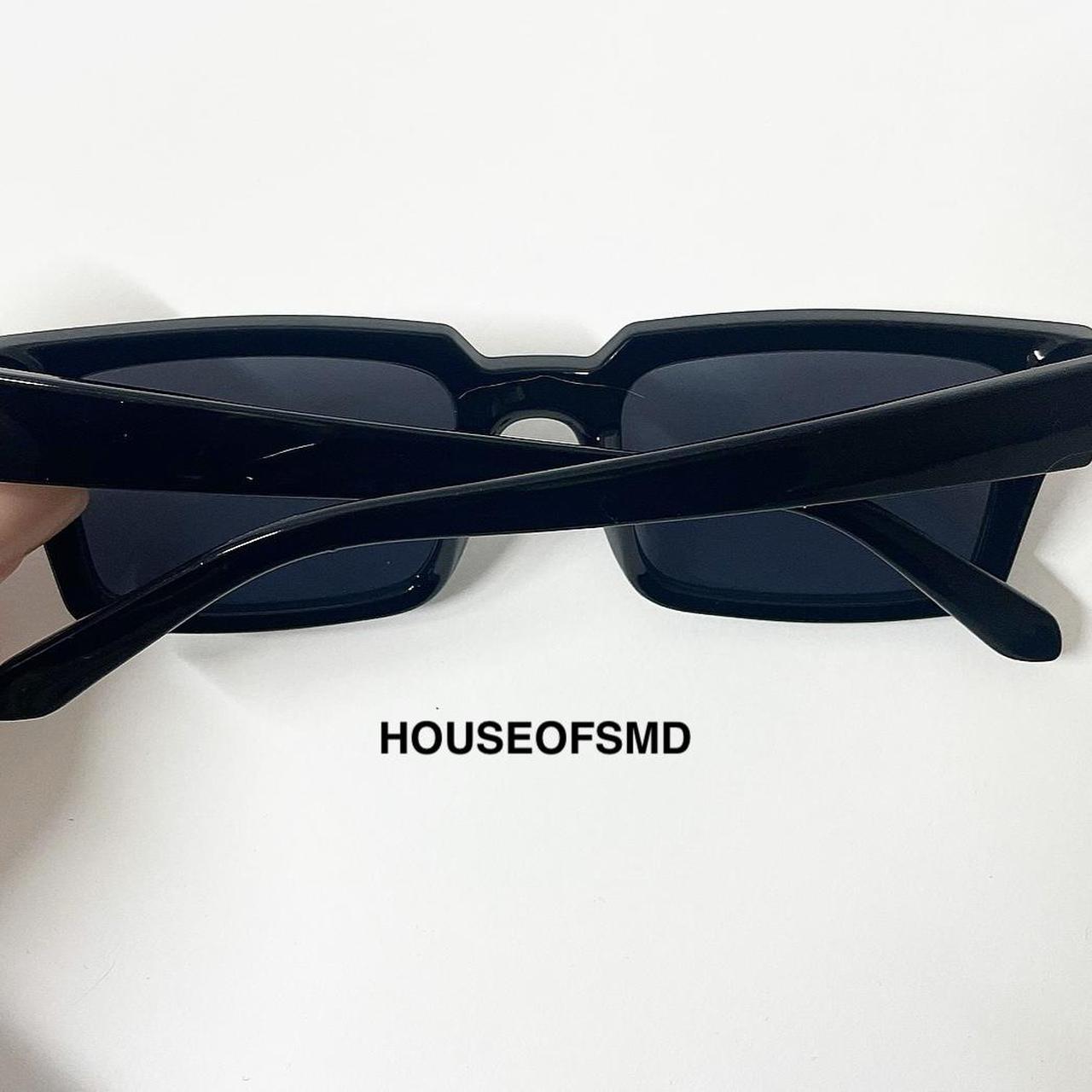 RECTANGLE RETRO SUNGLASSES - BLACK